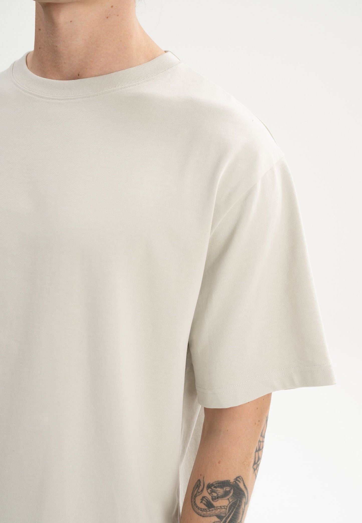 Camiseta Oversize Pesada Style BHAJAN